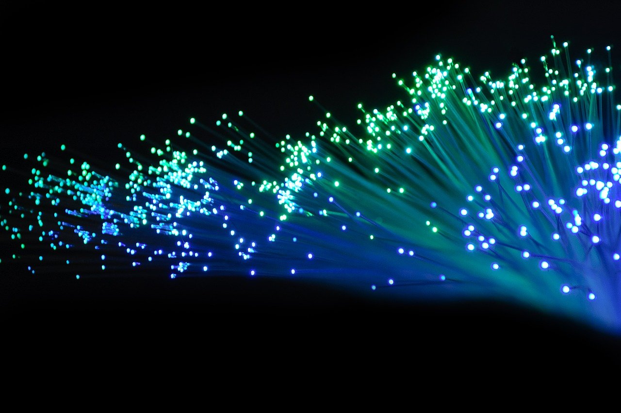 Datos que deberías conocer sobre la fibra óptica